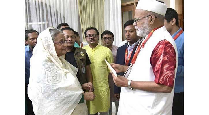 আওয়ামী লীগের উপদেষ্টা হলেন জয়নাল হাজারী